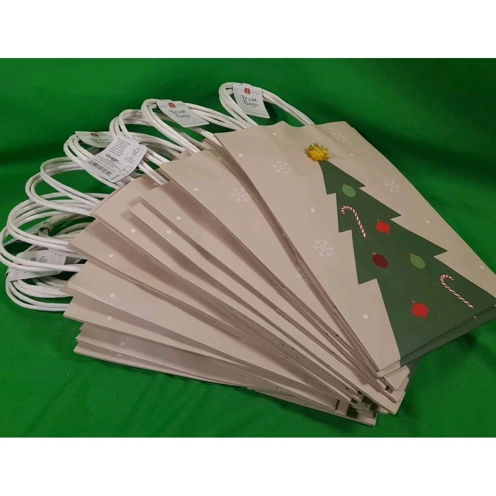 20‎ Pack Set Bulleye's Christmas Tree Yellow Star Paper Gift Bags 6 x 8.5 x 3.5
